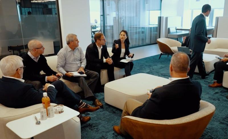 Alt Credit team meeting